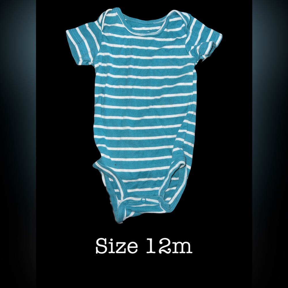 Little boys onesie size 12m